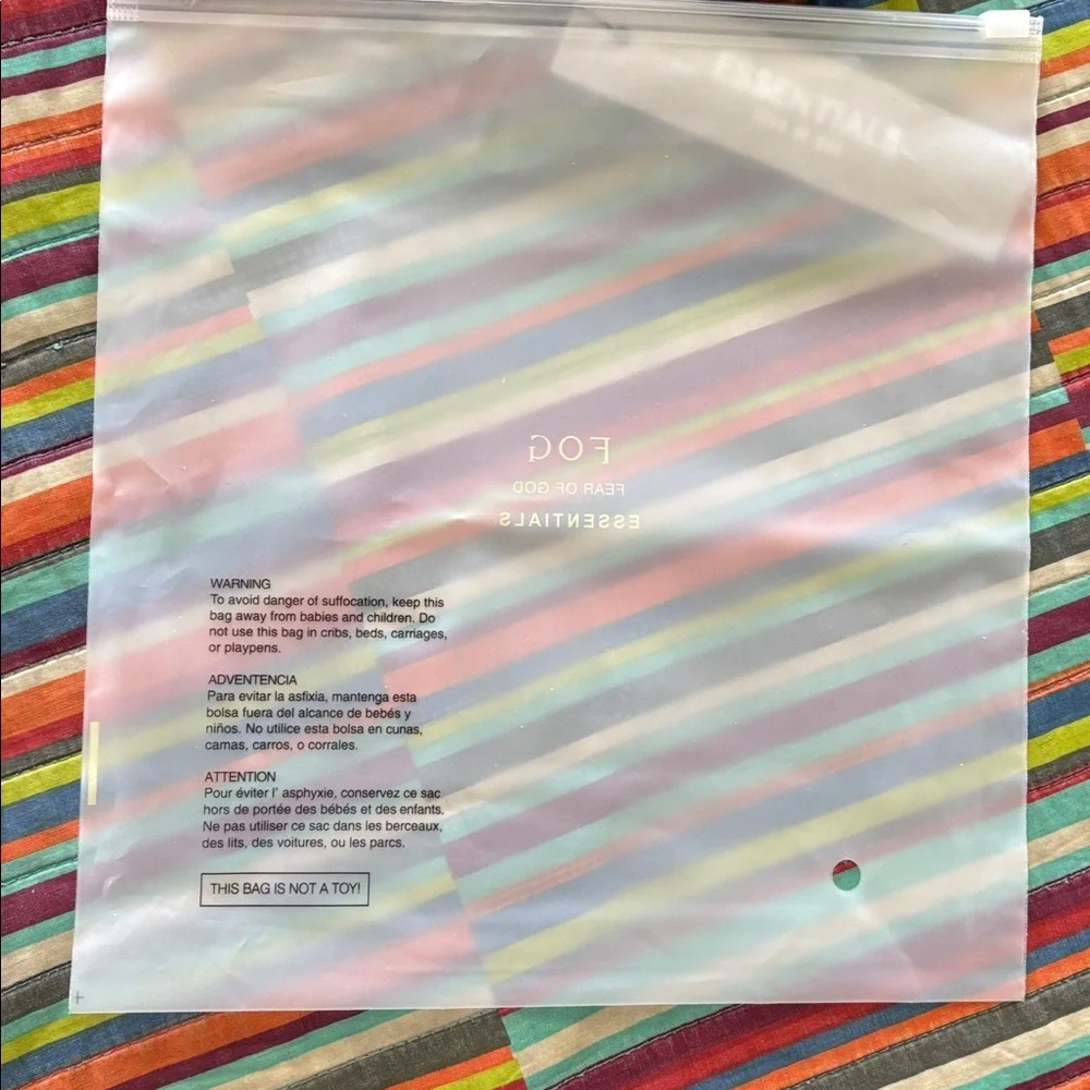 Essentials Black Rib Knit Beanie with Logo Patch new tags - Picture 11 of 11